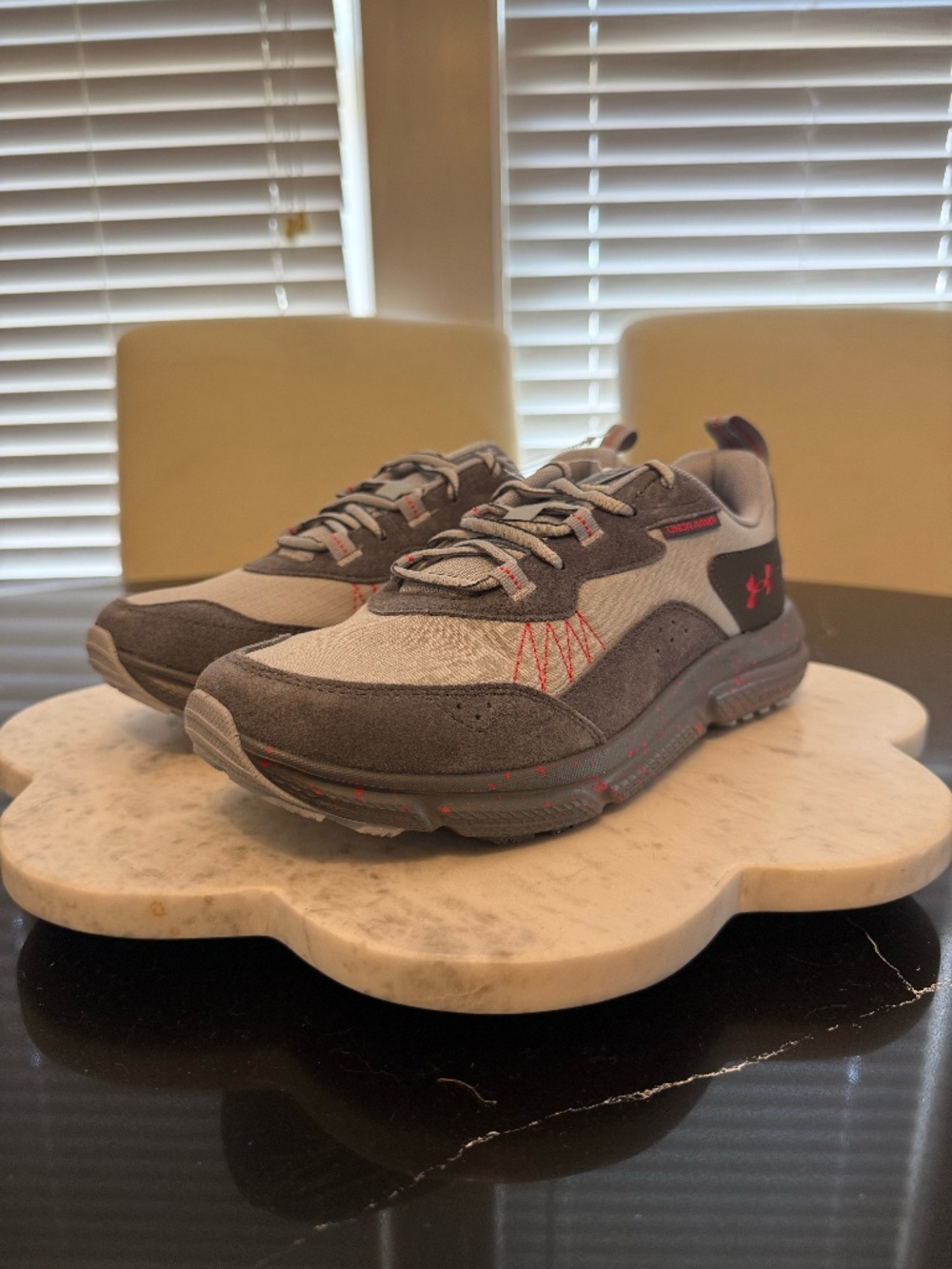 NEW Men's Under Armour Charged Verssert 2